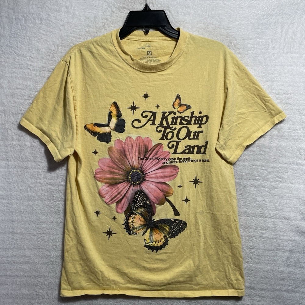 NWOT Urban Outfitters Kindship To Our Land Graphic T-Shirt